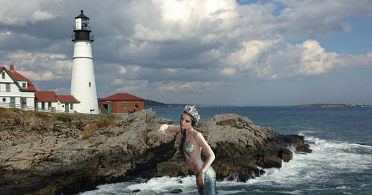 Lighthouse by Kat Leeshue